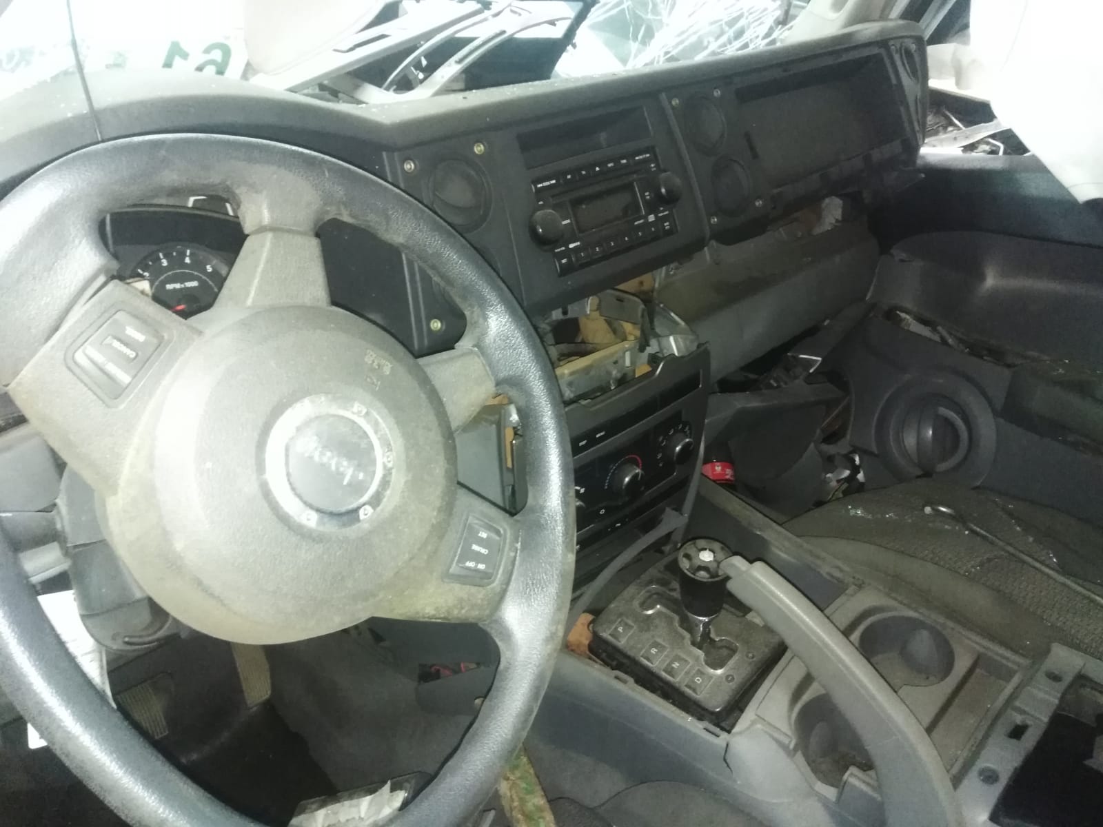  Jeep COMMANDER 2006    EN DESARME